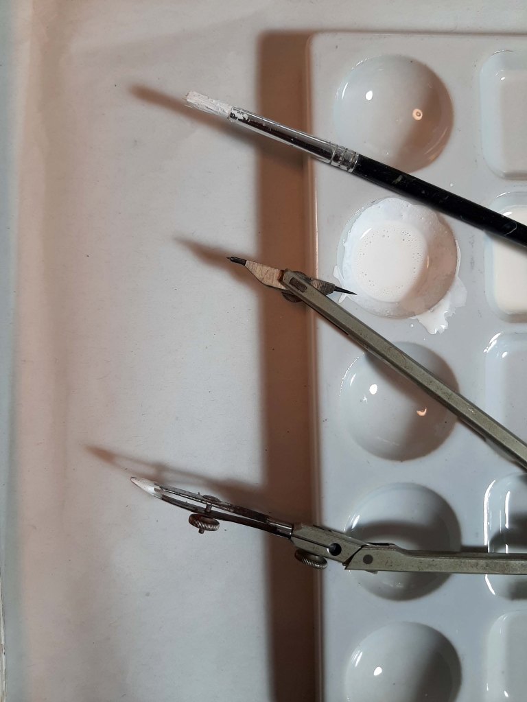 Drawing tools for inscribing halo in egg tempera on icon painting